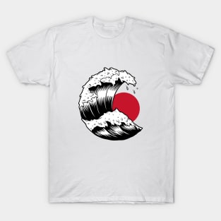 Japanese Flag waves T-Shirt